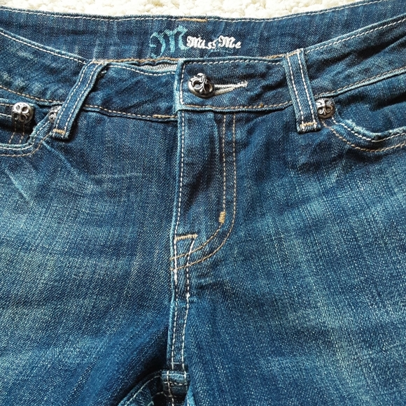 ❤❤HP❤❤Miss Me Boot Cut Jeans - Picture 2 of 4